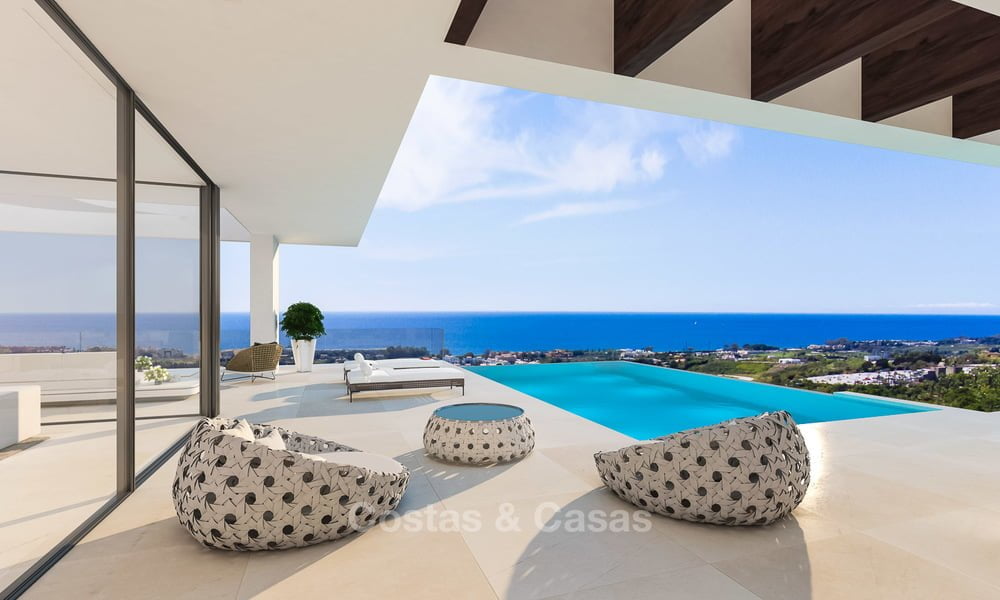 Coastal Chic for Sale: The Luxury of Arenas Blanca Villa González’s Panoramic Views