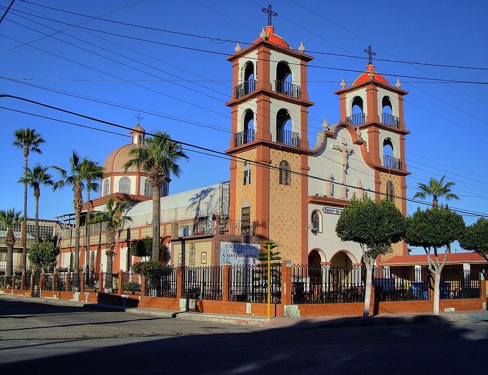 Unlocking the Secrets of Zacatecas’ Past: A Tour of Iglesia de Villa González Ortega