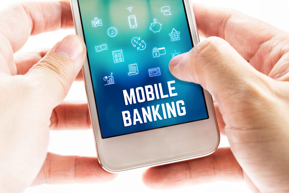 The Pros and Cons of Mobile Banking: Is it Convenient or a Risk?